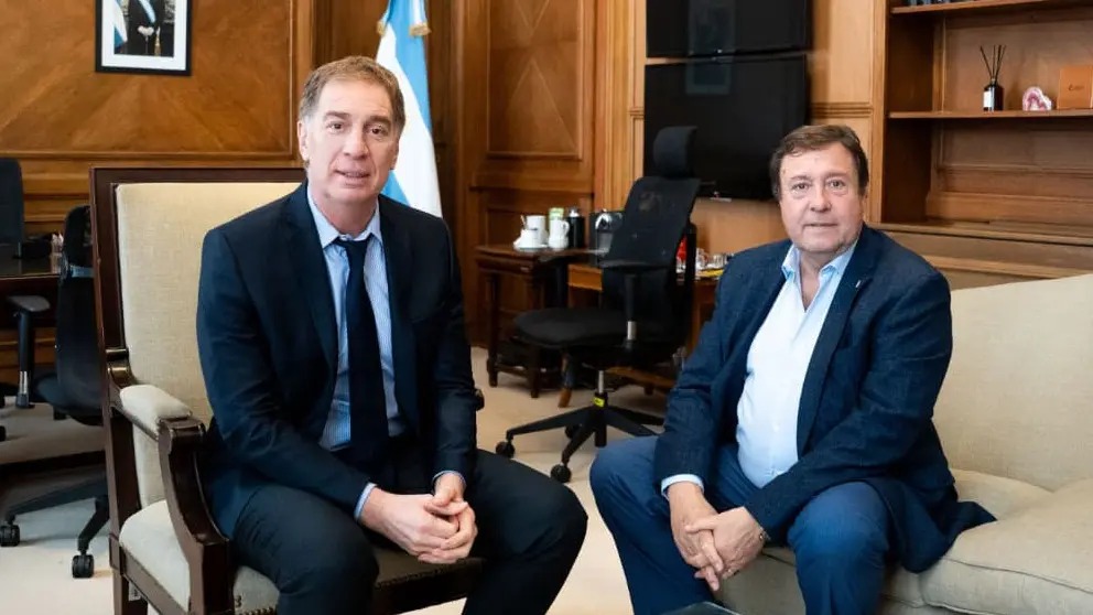 En este momento estás viendo Rutas y Tren del Valle, ejes de una reunión entre Weretilneck y Santilli