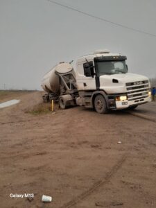 Lee más sobre el artículo Ruta Nacional 151: el mal estado provocó otro despiste de un camión
