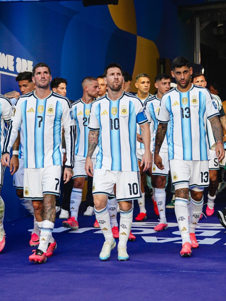 Argentina va por un lugar en semifinales frente a Suiza. Antes, juegan Inglaterra y Noruega
