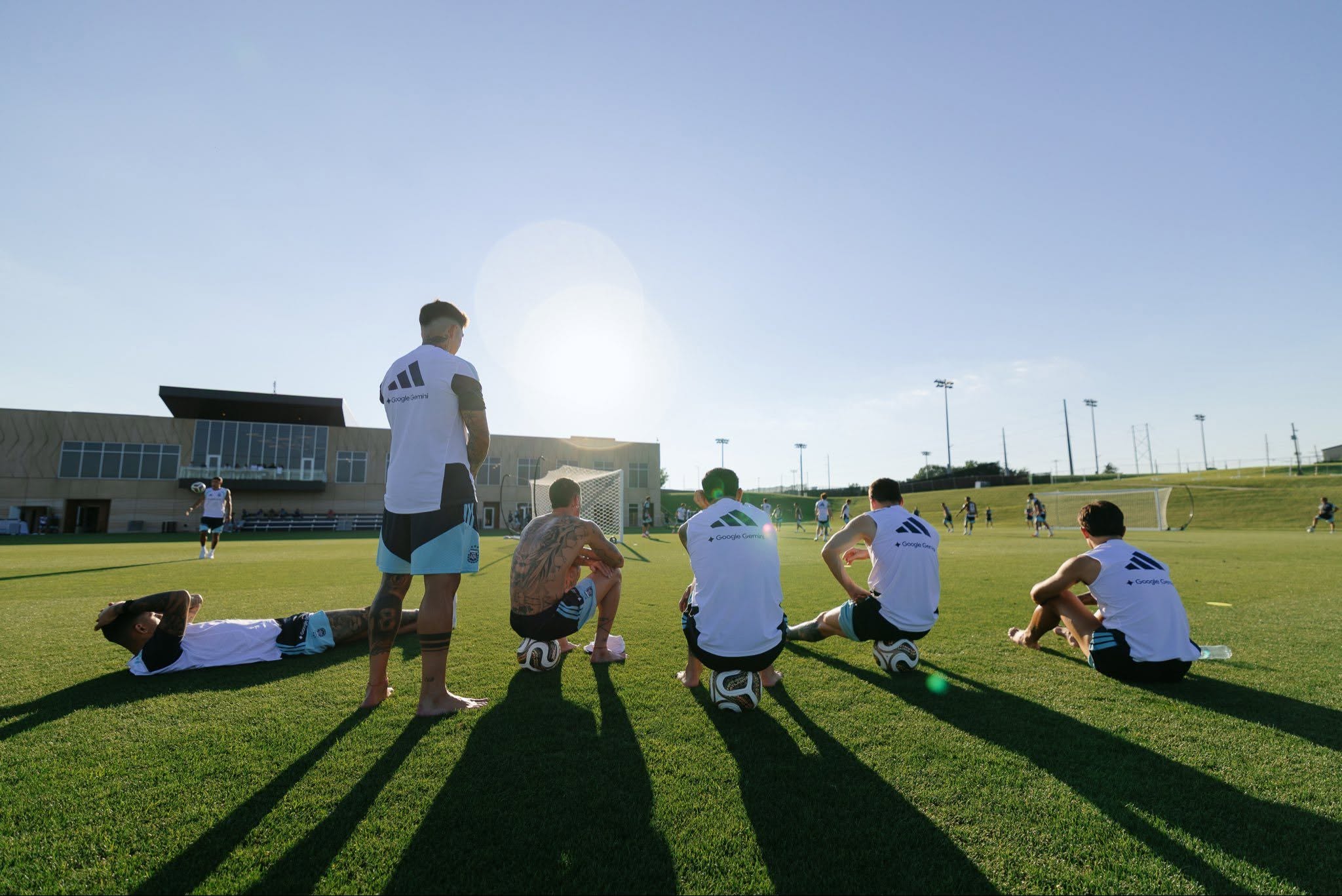 En este momento estás viendo Argentina practicó en Kansas pensando en Inglaterra