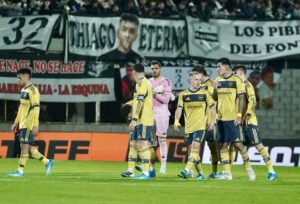 Lee más sobre el artículo Boca se enfoca en la revancha contra O’Higgins tras la dura caída ante Riestra