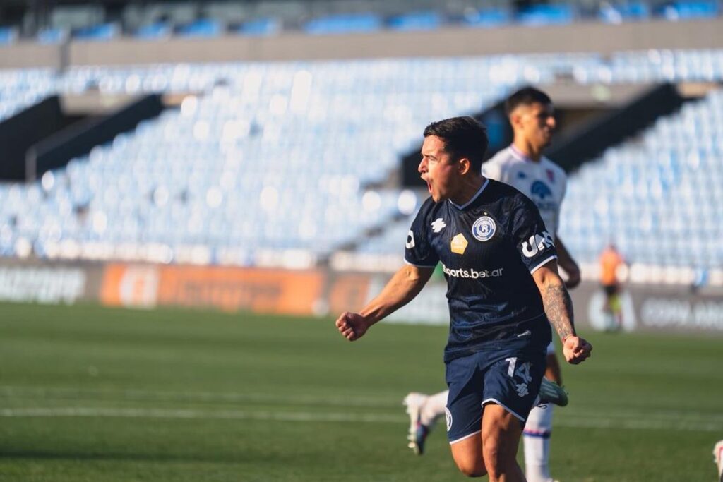 Independiente Rivadavia venció a Tigre y avanzó a octavos de la Copa Argentina