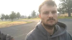 Lee más sobre el artículo Se conoció la primera imagen de Juan Manuel Reverter tras su detención en Estados Unidos