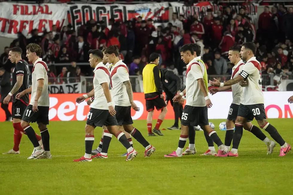 River perdió 1-0 con Barracas Central, en el arranque del Clausura
