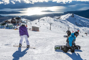 Lee más sobre el artículo Adolescentes de CAINA disfrutaron una jornada recreativa en Cerro Catedral
