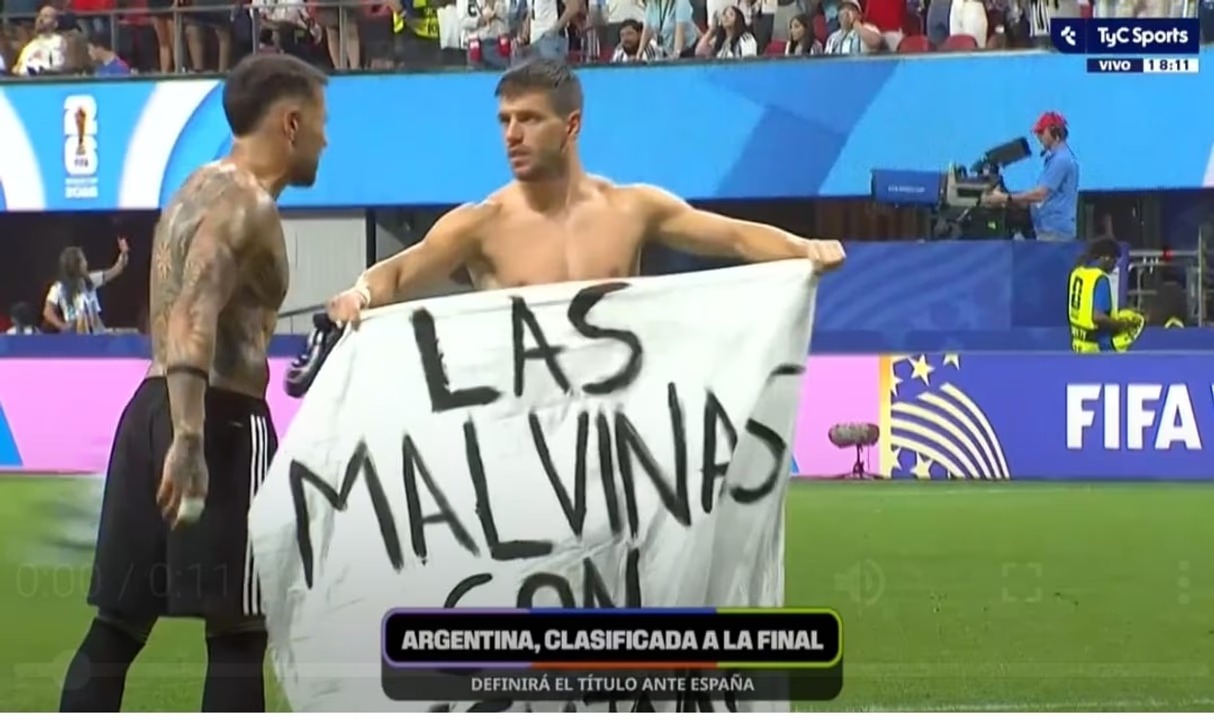 La Selección homenajeó a Malvinas tras clasificar a la final del Mundial