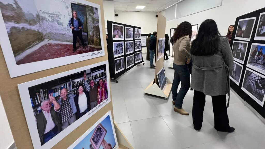 Se presentó en Choele Choel la muestra “50 años, 50 fotografías”