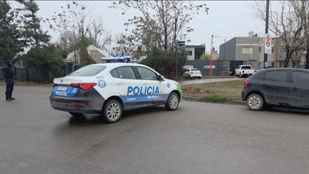 Investigan un presunto robo armado que terminó con un hombre muerto en Cipolletti