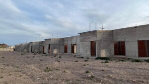 Lee más sobre el artículo Río Negro finalizará con fondos propios 31 viviendas paralizadas por Nación