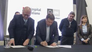 Lee más sobre el artículo Acuerdo entre Río Negro y Hospital Italiano para mejorar la salud