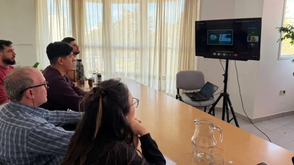 Río Negro promueve el monitoreo satelital en el Golfo San Matías