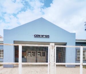 Lee más sobre el artículo Amenazas en la ESRN 120 de Cipolletti: qué pasó y qué medidas tomó el Consejo Escolar