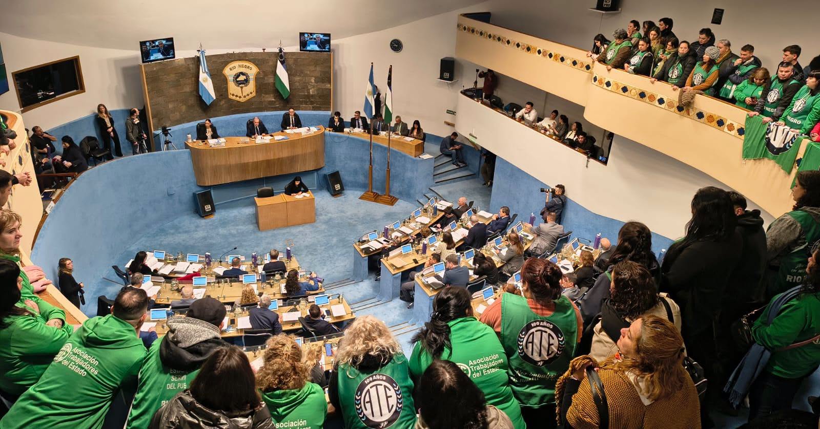 En este momento estás viendo ATE celebró el pase a planta permanente de más de 4.200 estatales