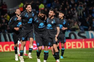 Lee más sobre el artículo Belgrano enfrenta a Racing en San Luis en busca de un lugar en cuartos de la Copa Argentina