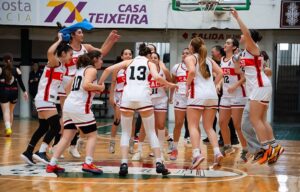 Lee más sobre el artículo Viedma: Cinco Saltos venció a Bariloche y se consagró campeona en el Provincial de básquet