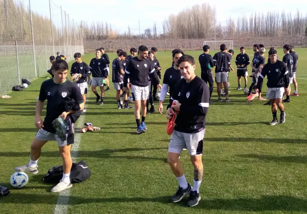 Cipolletti solo piensa en Olimpo