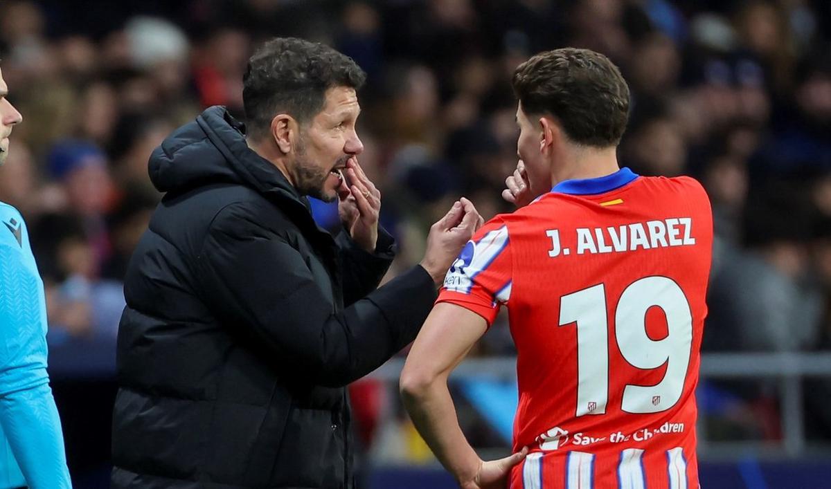 En este momento estás viendo Julián Álvarez se ausentó en el entrenamiento del Atlético de Madrid