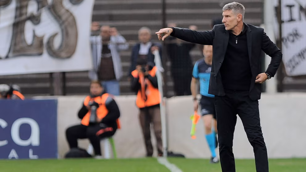 Martín Palermo regresa a Platense
