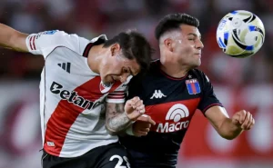 Lee más sobre el artículo Boca juega en el Ducó y River en Tigre
