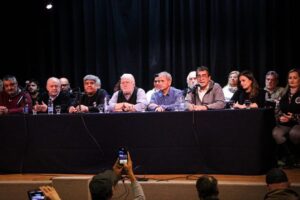 Lee más sobre el artículo Gremios ratifican la marcha al Congreso pese a los cambios en la Ley de Tierras