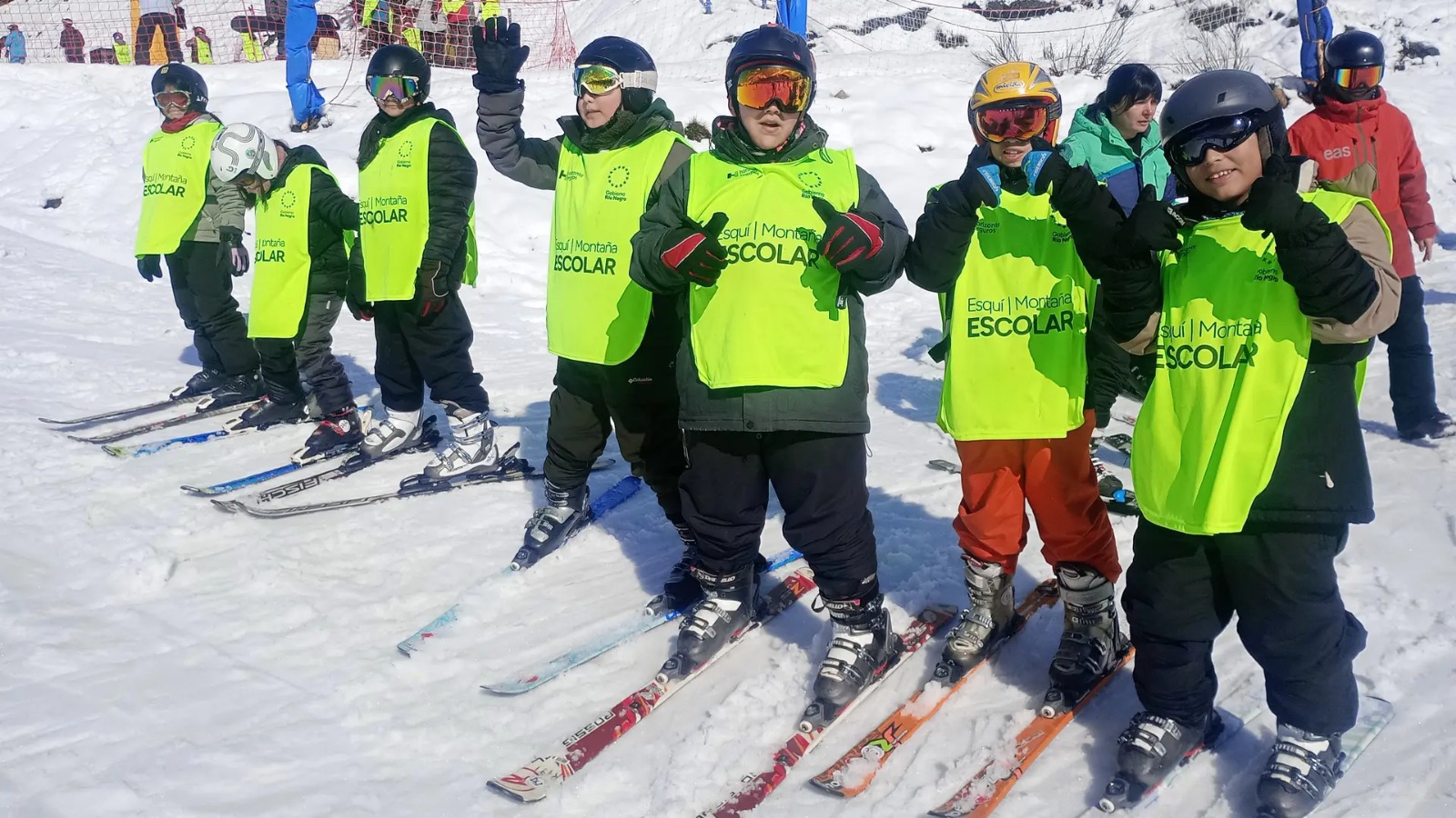 En este momento estás viendo Río Negro amplía oportunidades para estudiantes a través de Esquí Escolar