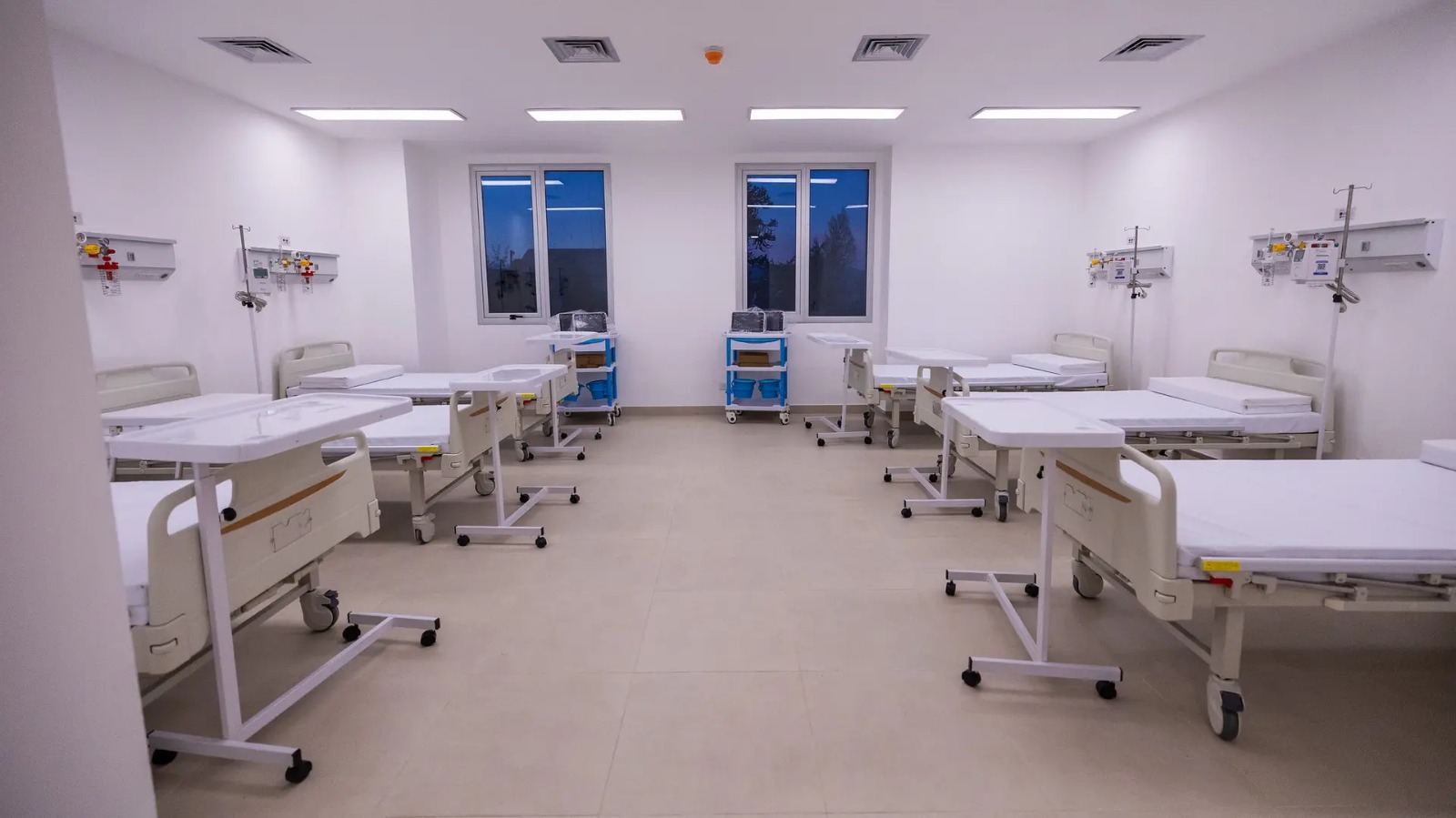 En este momento estás viendo Provincia sumará 22 plazas críticas y 60 camas al Hospital de Bariloche
