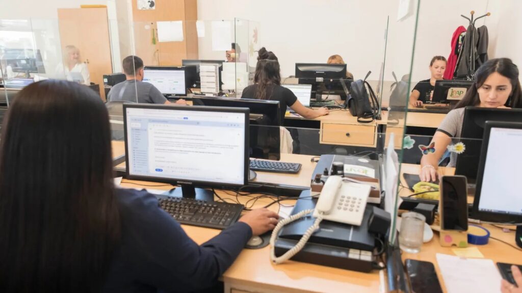 Ríos: “La regularización contractual es un reconocimiento al trabajo”