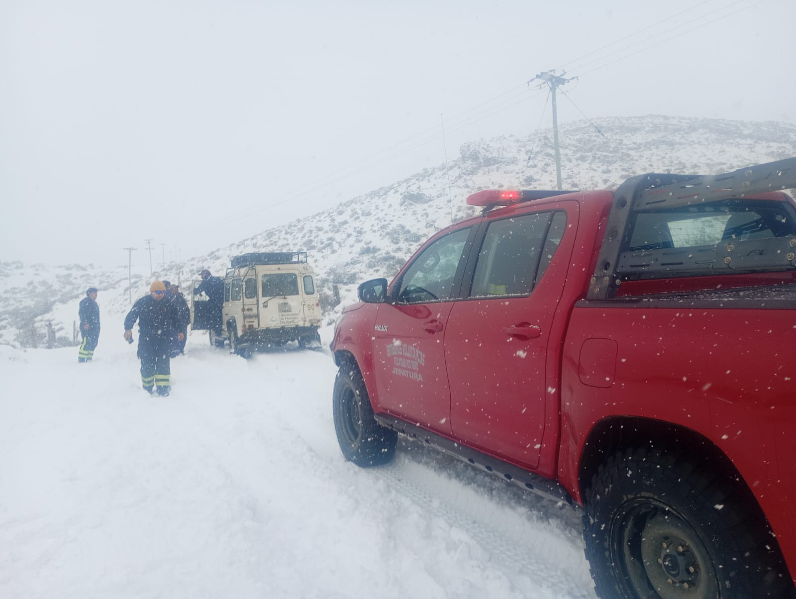 En este momento estás viendo El SPLIF refuerza la asistencia por las fuertes nevadas en Río Negro
