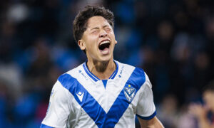 Lee más sobre el artículo Vélez venció a Independiente y quedó como único líder de su grupo