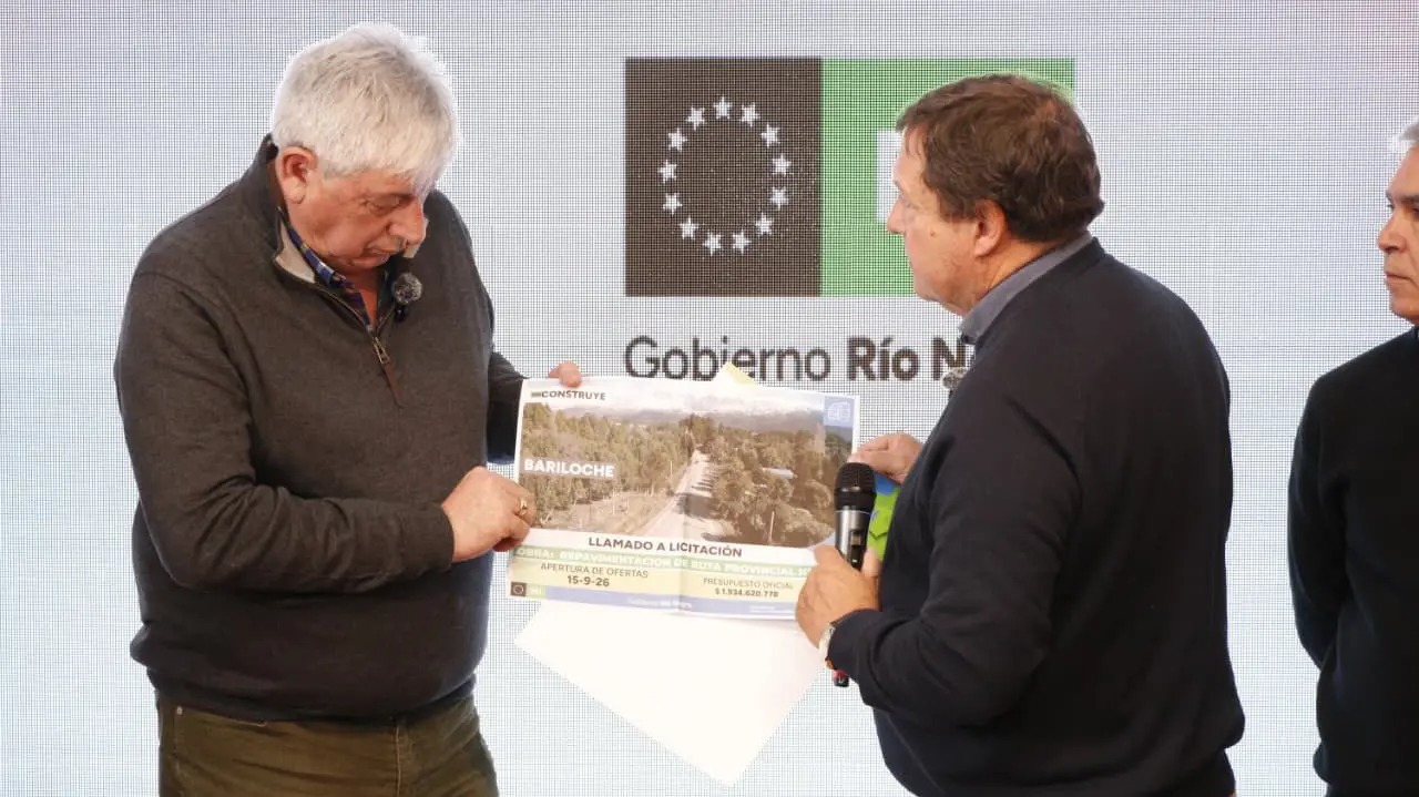 En este momento estás viendo Weretilneck anunció repavimentación de la Ruta provincial 82 en Bariloche