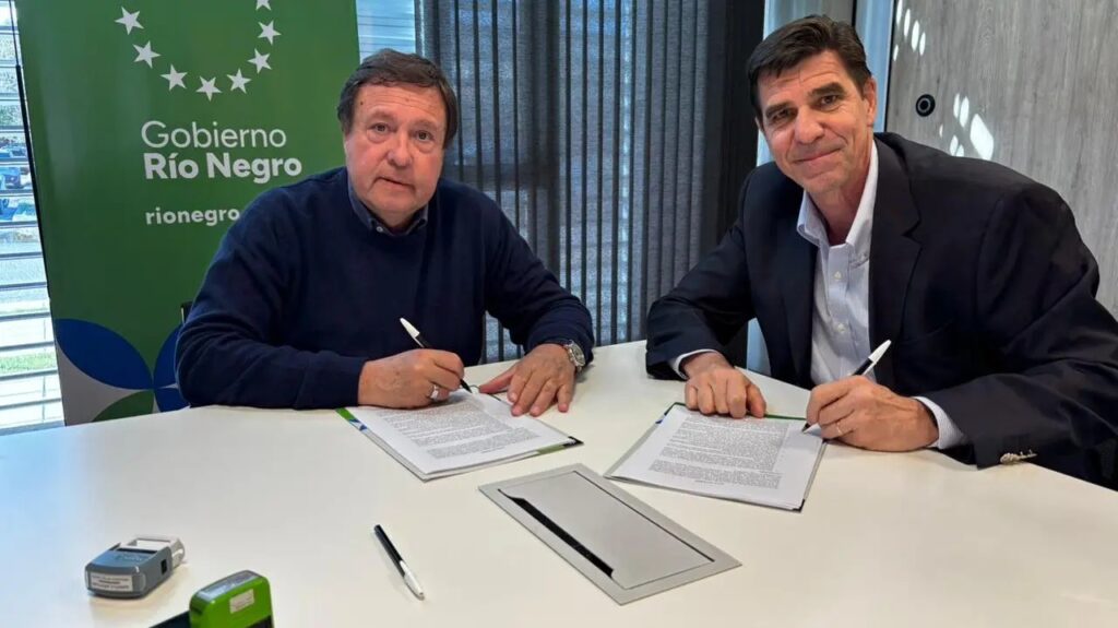 Río Negro firmó con Oldelval el acuerdo por el oleoducto Duplicar Norte