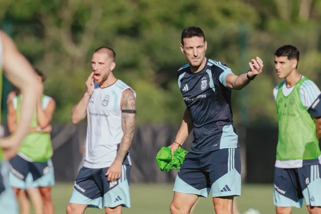 La Selección Argentina vuelve a entrenarse de cara a los amistosos