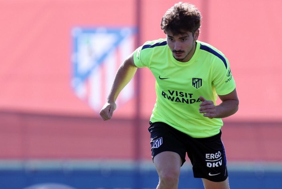 En este momento estás viendo  Julián Álvarez seguirá jugando en Atlético de Madrid