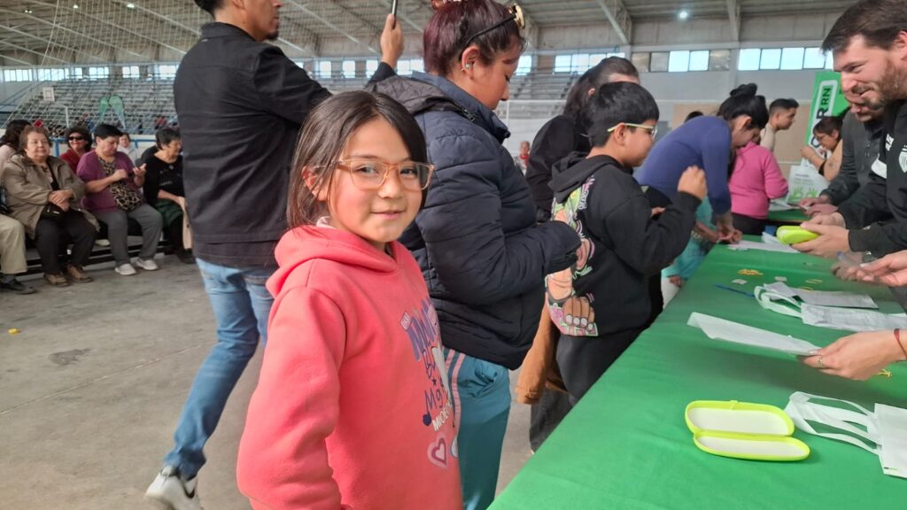 Más de 5.600 vecinos recibieron lentes gratuitos con el programa Enfocar