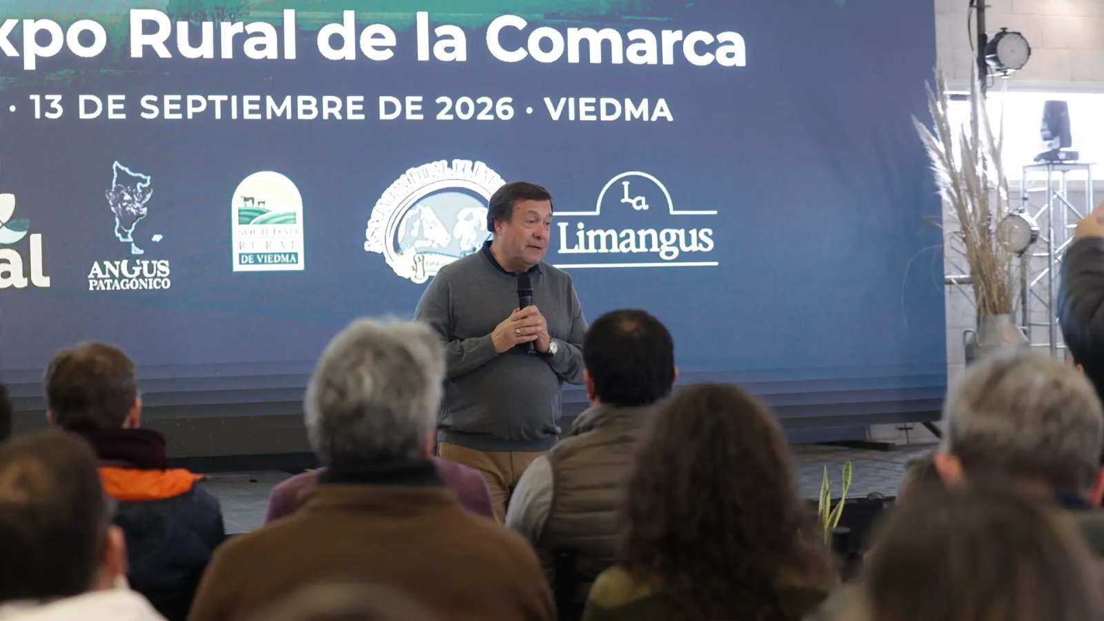 En este momento estás viendo Rural de Viedma: presentaron el PAR Maquinaria 2026 y líneas para riego