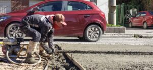 Lee más sobre el artículo Comenzaron las obras de bacheo y habrá corte de tránsito en La Plata y Castello