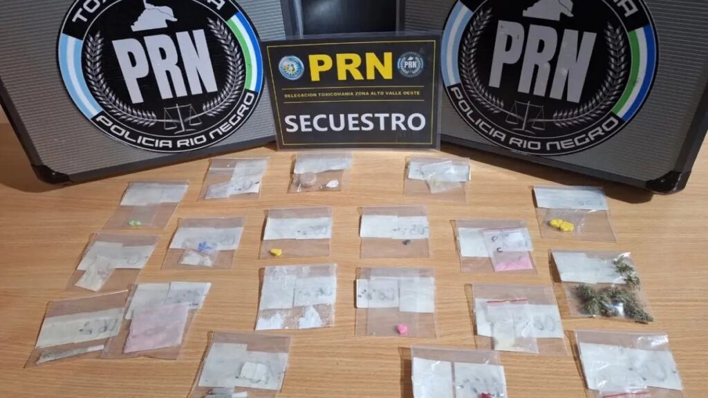 Controles de Toxicomanía: drogas sintéticas en una fiesta electrónica