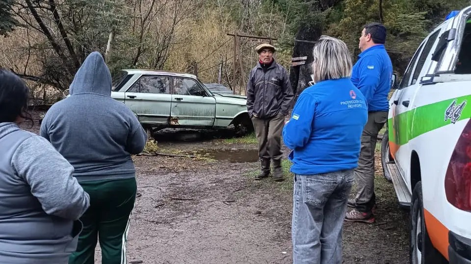 El Manso: Río Negro mantiene asistencia a familias afectadas por las lluvias