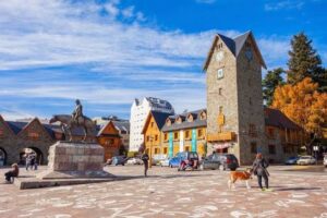 Lee más sobre el artículo Reforma de la Carta Orgánica en Bariloche: qué cambios propone el intendente