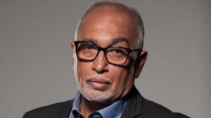 Lee más sobre el artículo Murió el “Negro” González Oro, una de las voces más reconocidas de la radio argentina