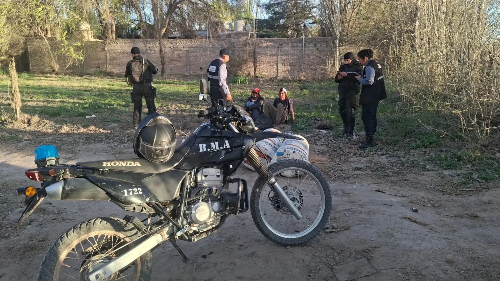 En este momento estás viendo Robaron en un corralón de Cipolletti y tres personas fueron detenidas