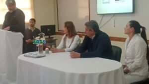 Lee más sobre el artículo Cipolletti reconoció a seis nuevos especialistas que finalizaron sus residencias
