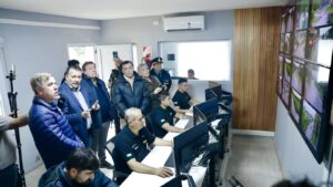Lee más sobre el artículo El Bolsón renovó el Centro de Monitoreo del 911 con 24 cámaras
