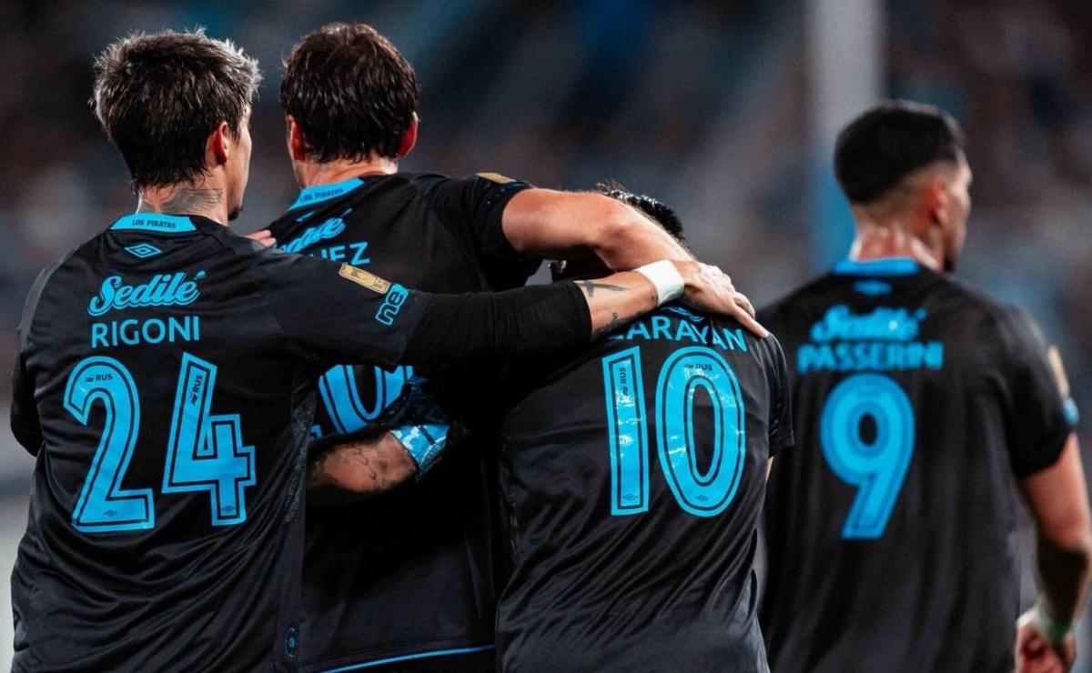 En este momento estás viendo Belgrano venció a Racing y se subió a lo más alto de su zona.