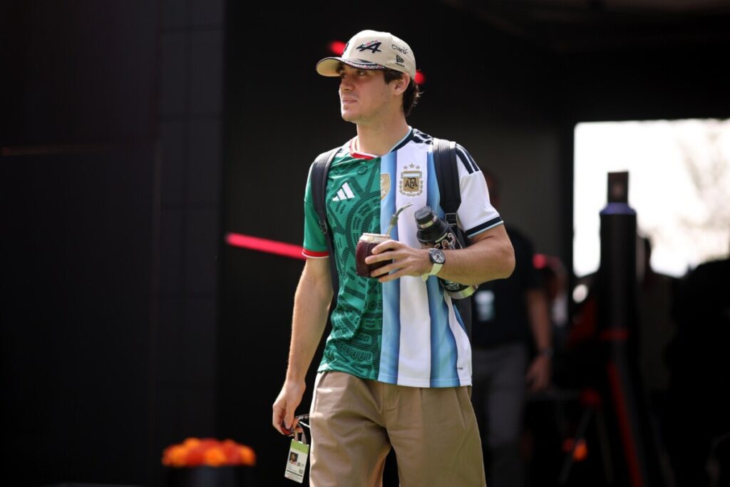 Colapinto vuelve a la pista en México: a qué hora corre y por qué tendrá una práctica menos