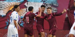 Lee más sobre el artículo Lanús le ganó a Vélez y se prendió en la pelea de la Zona A.