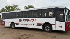 Lee más sobre el artículo Por gestiones de Weretilneck, habrá más colectivos entre Bariloche, la Región Sur y el Alto Valle
