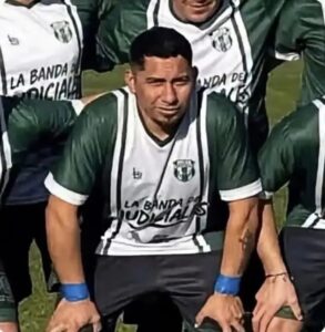 Lee más sobre el artículo Murió José Alberto Crespo, el futbolista que se descompensó durante un partido de fútbol
