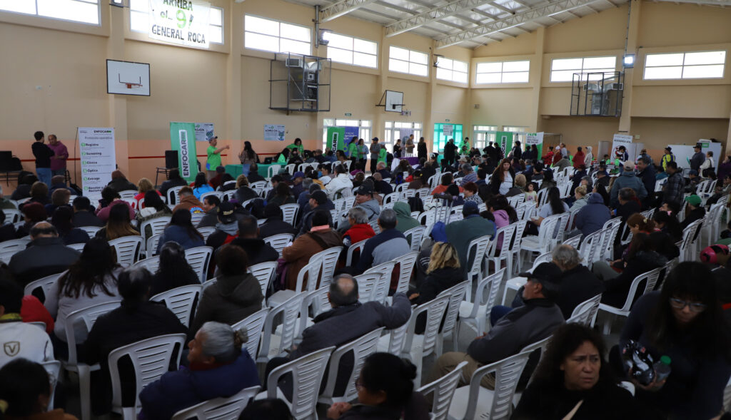 Enfocar en General Roca: prevén entregar hasta 9.000 anteojos gratuitos