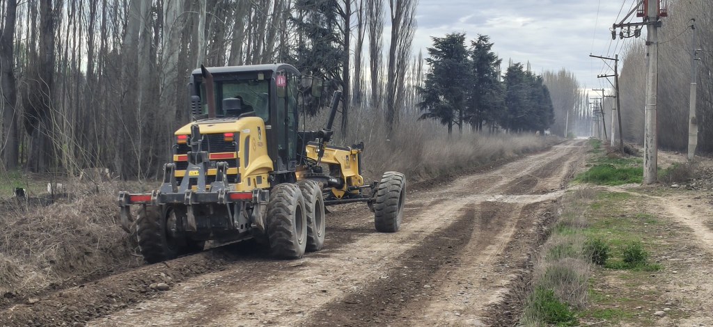 Cipolletti intensifica el arreglo de calles de tierra tras las últimas lluvias